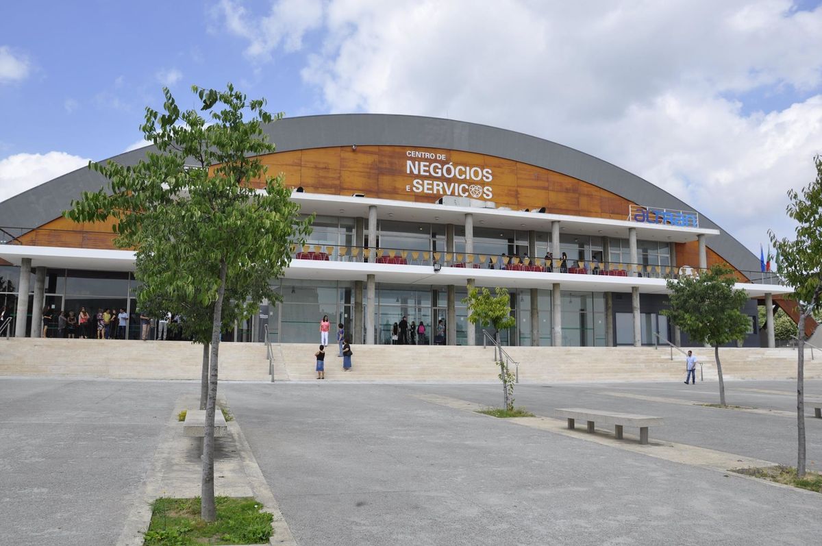 Fundão Business and Services Center